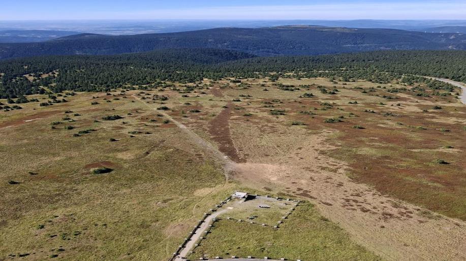 Přesun profesionální meteorologické stanice Šerák na Praděd