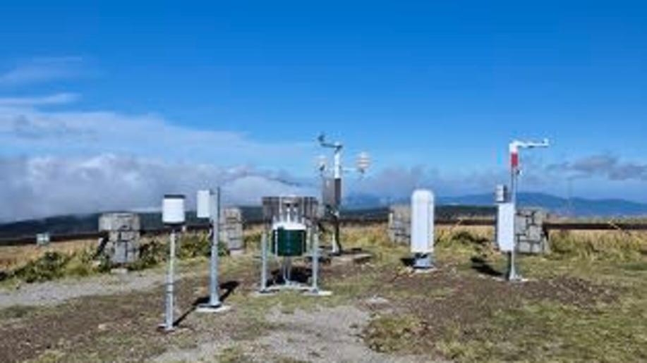 Slavnostní otevření meteorologické stanice ČHMÚ na Pradědu