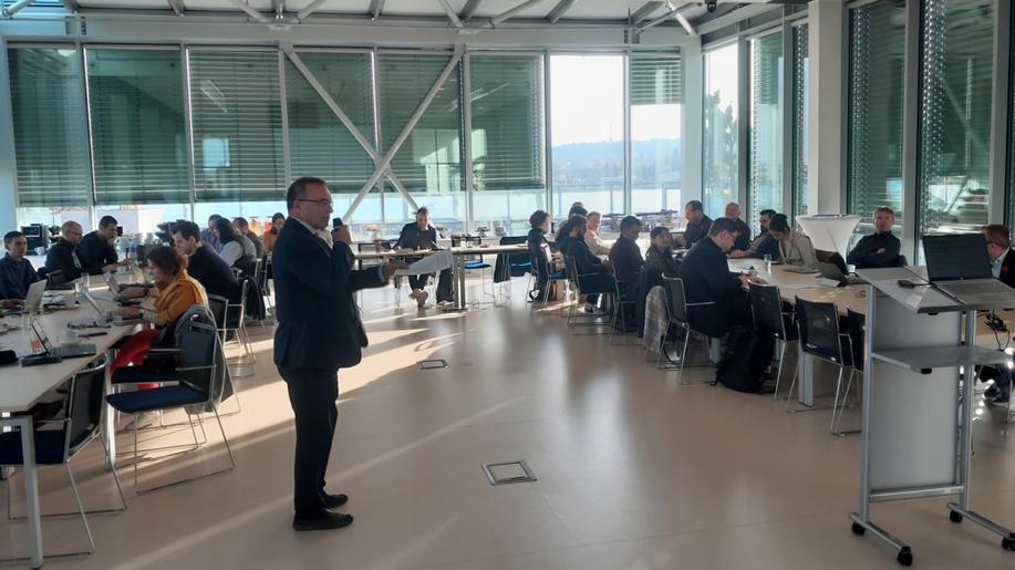 MŮŽE BIOMASA VÝZNAMNĚ POMOCI S NÁHRADOU UHLÍ PŘI VÝROBĚ ELEKTŘINY A TEPLA PO ROCE 2030?