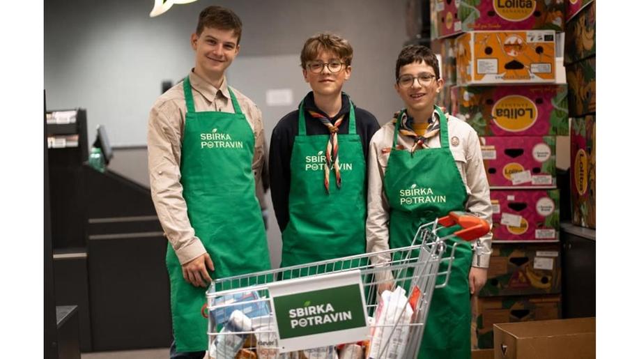 Podzimní Sbírka potravin pomůže lidem v nouzi i proti plýtvání potravinami