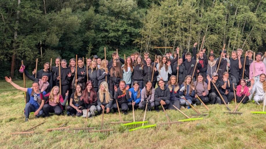 Přírodě se Čmelákem letos pomáhalo přes 800 dobrovolníků