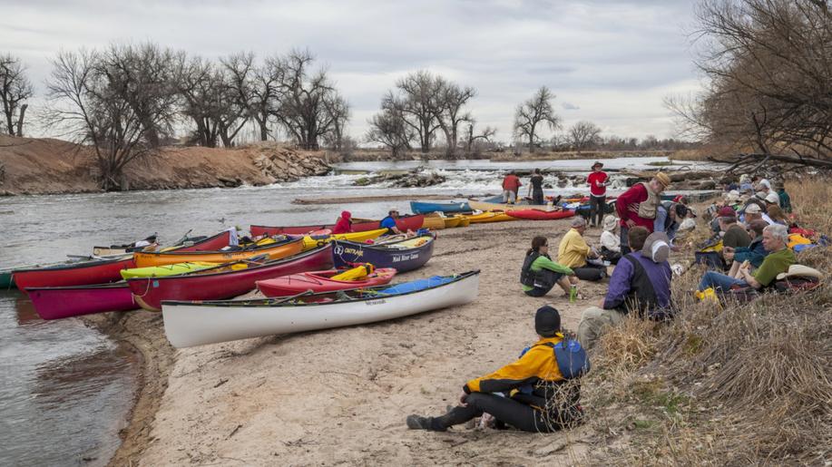 Vodáci chráněným vrankám v Jizeře v CHKO Český ráj neškodí, ukázala studie