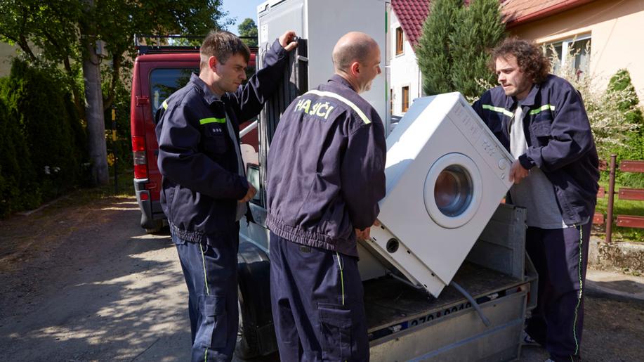 Pomoc hasičů při sběru elektroodpadu má pro českou krajinu velký ekologický význam 