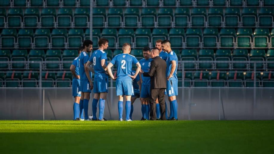 Fotbal není jen hra. Je to lék na moderní osamělost