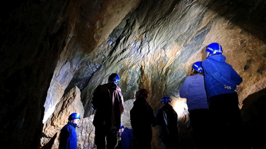 Fluoritové Jeskyně pod Sněžníkem na Děčínsku se v létě otevřou zájemcům Fluoritové Jeskyně pod Sněžníkem na Děčínsku se v létě otevřou zájemcům