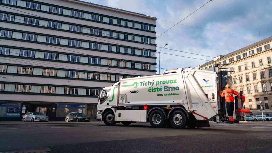 SAKO Brno: Už druhá kukačka na elektřinu SAKO Brno: Už druhá kukačka na elektřinu