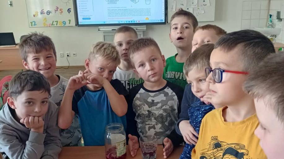 Přes 1 200 škol z Recyklohraní ukazuje, že vzdělávání k udržitelnosti má v Česku své místo. Pátý ročník Celoroční EKO hry zná své vítěze Přes 1 200 škol z Recyklohraní ukazuje, že vzdělávání k udržitelnosti má v Česku své místo. Pátý ročník Celoroční EKO hry zná své vítěze