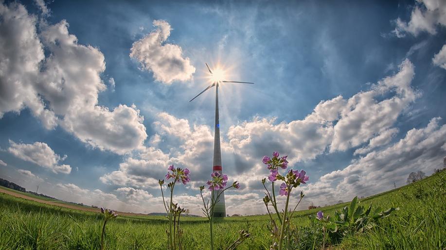 ÚS zrušil rozsudek, který uznal nárok na náhradu za zmařené elektrárny ÚS zrušil rozsudek, který uznal nárok na náhradu za zmařené elektrárny