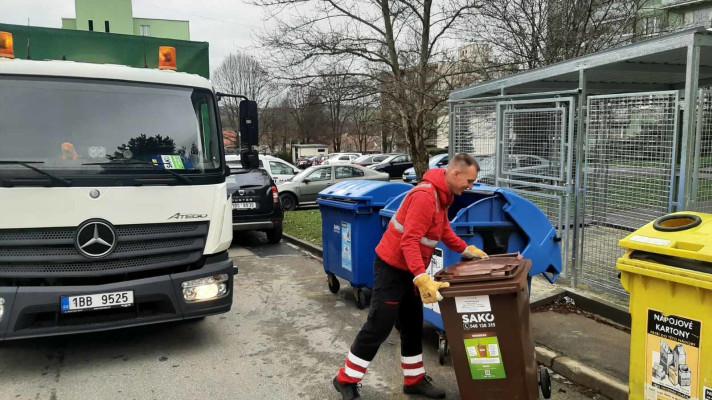 Brno již čtyři měsíce sváží bioodpad