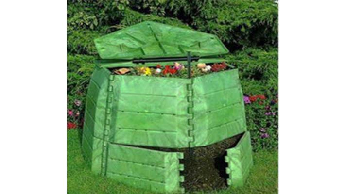 Desítka stále nabízí bezplatné zapůjčení kompostérů