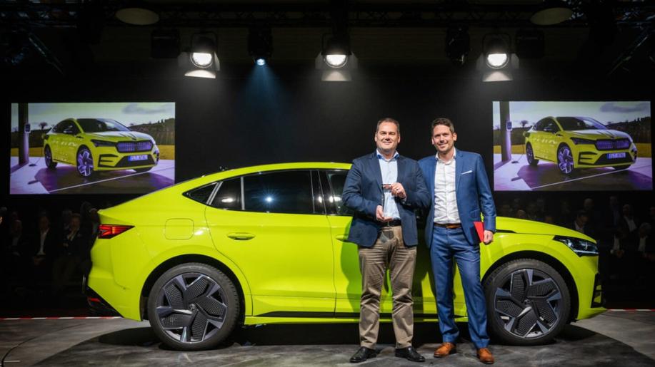 Hattrick pro značku ŠKODA: ENYAQ COUPÉ RS iV získal ocenění Nejoblíbenější auto roku 2023 ve Švýcarsku
