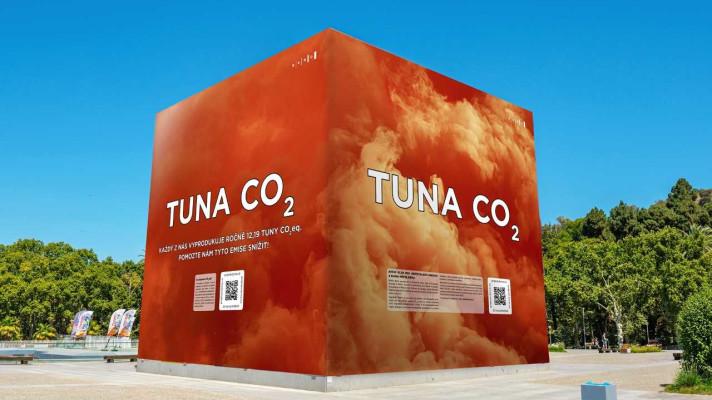 Tuna CO2 míří na Kraví horu. Provede lidi Dnem Země