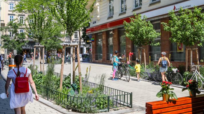 Vídeň zlepšuje podmínky pro chodce. Vytvoří nové pěší zóny, vysadí stromy a promění okolí škol