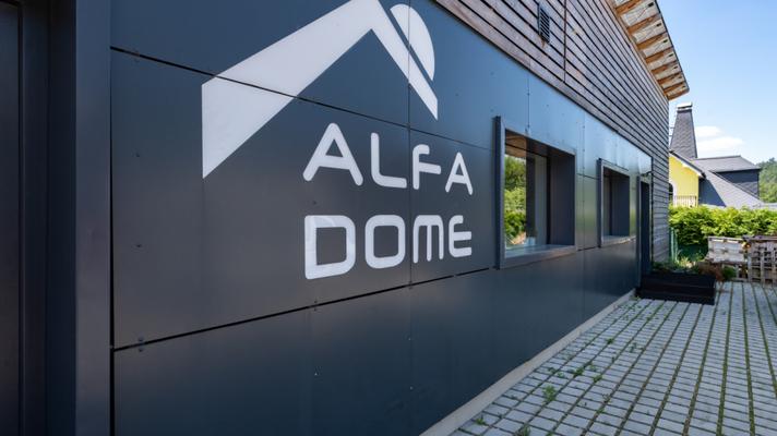 Finálové projekty Adapterra Awards 2022 - Energeticky plusový dům ALFADOME ZERO