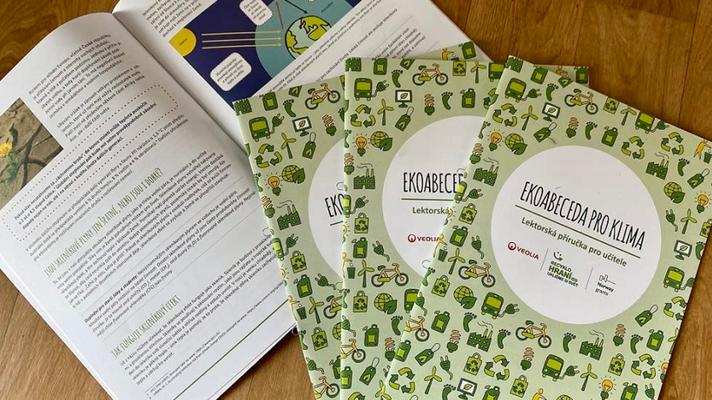 Nová metodická příručka EKOABECEDA pro klima pomůže pedagogům vyučovat o klimatické změně
