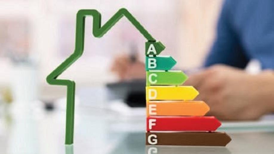 Chcete dům, který vám i dnes ušetří na účtech za energie? Orientujte se podle energetických štítků