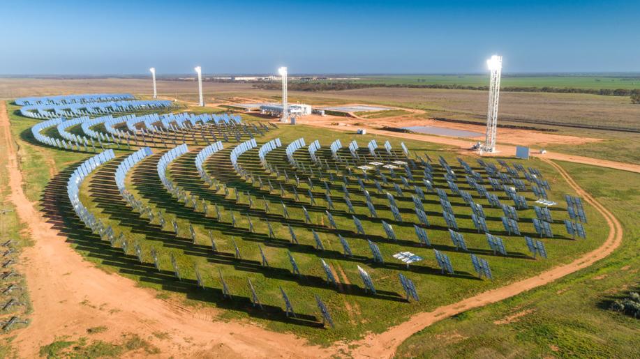 Photon Energy a RayGen zprovoznili v Austrálii unikátní solární elektrárnu
