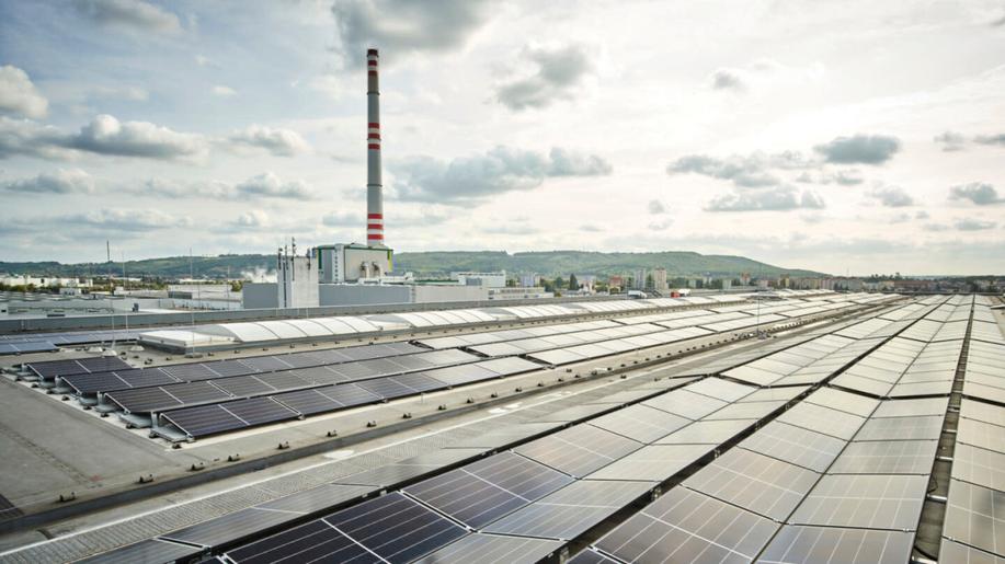 Škoda Auto: Nové střešní fotovoltaické systémy přispívají k uhlíkově neutrální výrobě