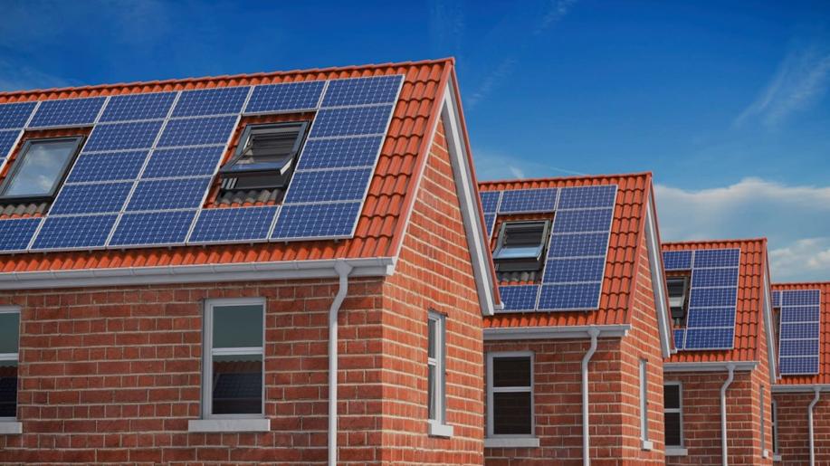 Spolupráce E.ONu a ČSOB umožní pořízení vlastní fotovoltaické elektrárny i zájemcům s omezenými finančními možnostmi