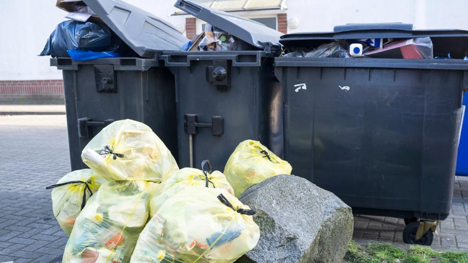 Žďár n. S. chce ukázat, kolik odpadu zůstává u popelnic, naveze ho na náměstí