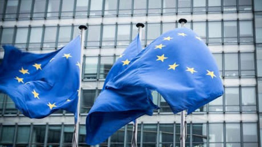 Nová pravidla EU na podporu oběhového hospodářství: Snížení plýtvání textilem a potravinami
