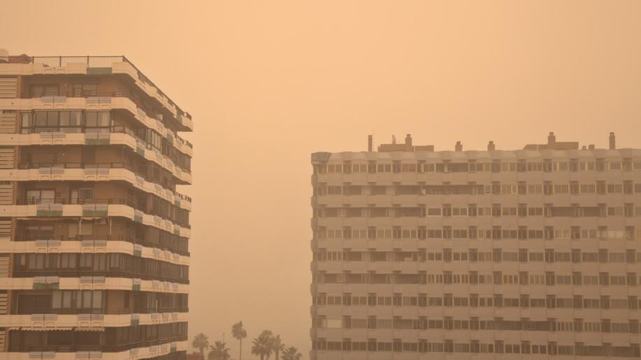 Kvůli saharskému prachu je v Brně smogová situace